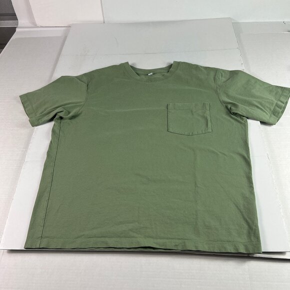 Uniqlo Other - Uniqlo Shirt Men's Large Green Faded Pocket Short Sleeve Tee